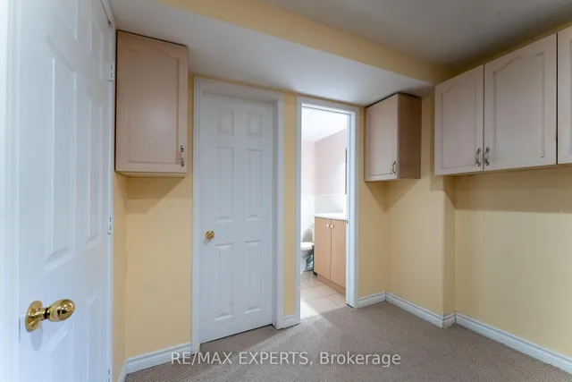 Additional image 34 of 39 Softneedle Ave