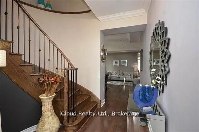 Additional image 5 of 109 Kaitting Tr