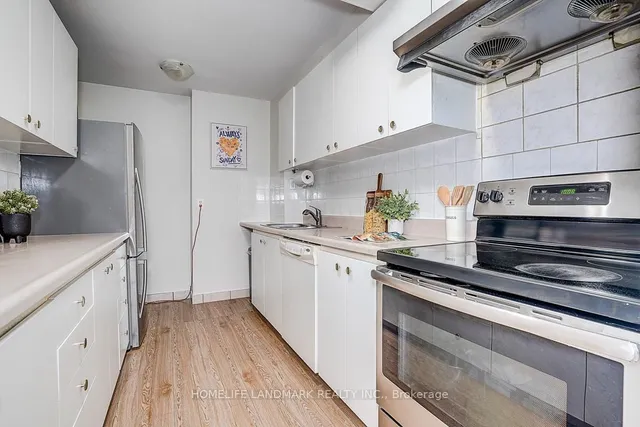 Additional image 21 of 1624 Bloor St Unit 65