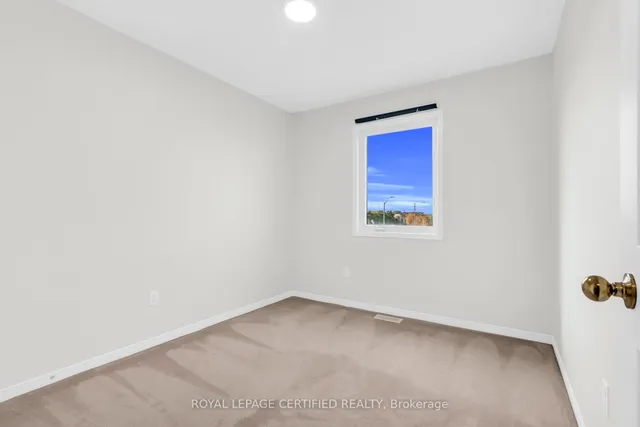 Additional image 31 of 398 Aspendale Cres