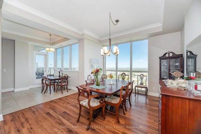 Additional image 10 of 100 John St Unit 2601