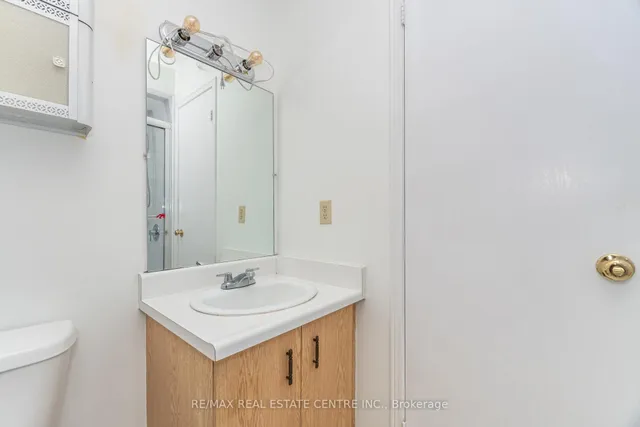 Additional image 30 of 5113 Palomar Cres