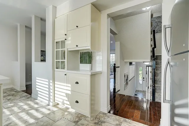 Additional image 18 of 2543 Gill Cres