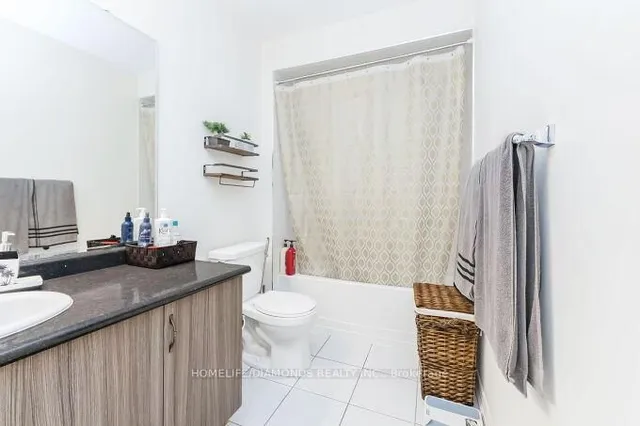 Additional image 34 of 4 FOLIAGE Dr