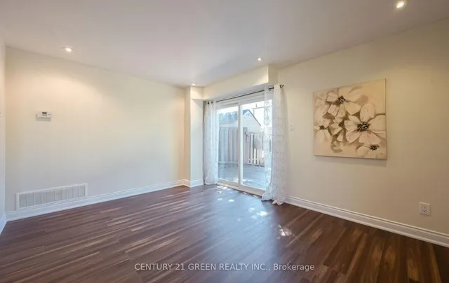 Additional image 10 of 1 Greenarrow Crt