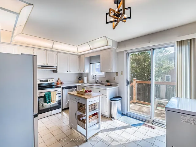 Additional image 9 of 6033 Duford Dr