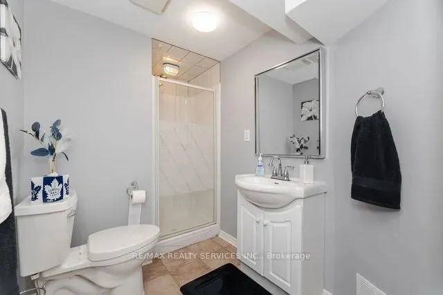 Additional image 47 of 8 Barnes Crt