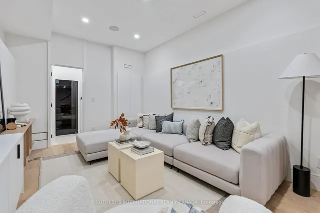 Additional image 28 of 566 Delaware Ave