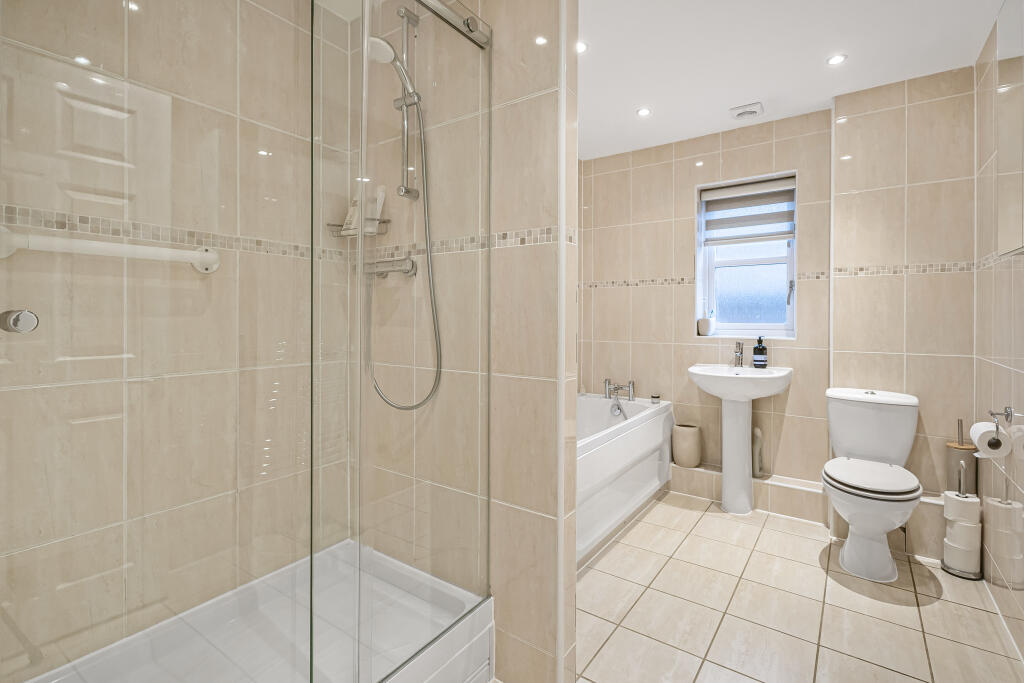 Additional image 9 of Beningfield Drive, St. Albans, Hertfordshire, AL2