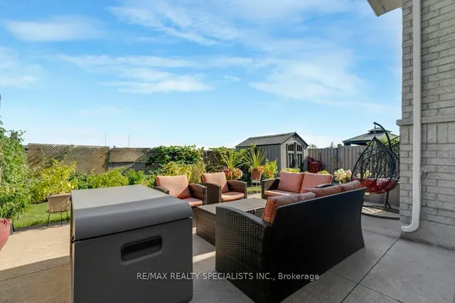 Additional image 47 of 7 NEWINGTON Cres