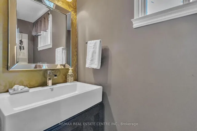 Additional image 18 of 23 Oleander Cres