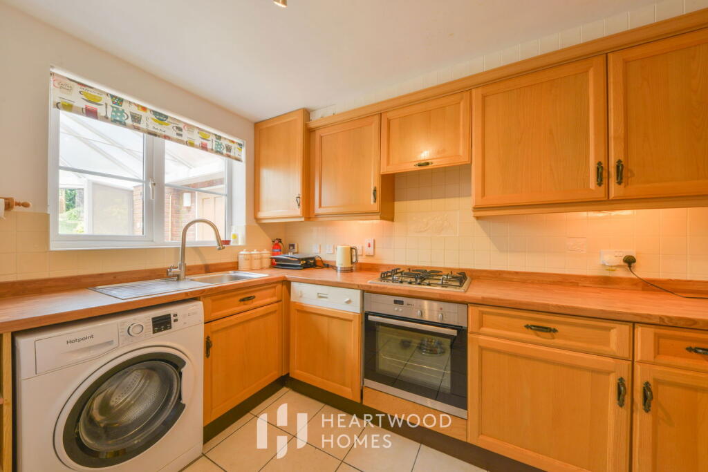 Additional image 5 of Orient Close, St. Albans, AL1 1AJ