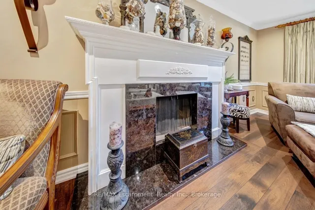 Additional image 22 of 2029 Banbury Cres