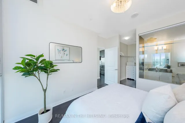 Additional image 27 of 55 Eglinton Ave Unit 2007