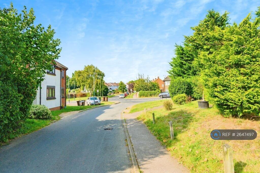 Additional image 7 of St Annes Road, London Colney, AL2