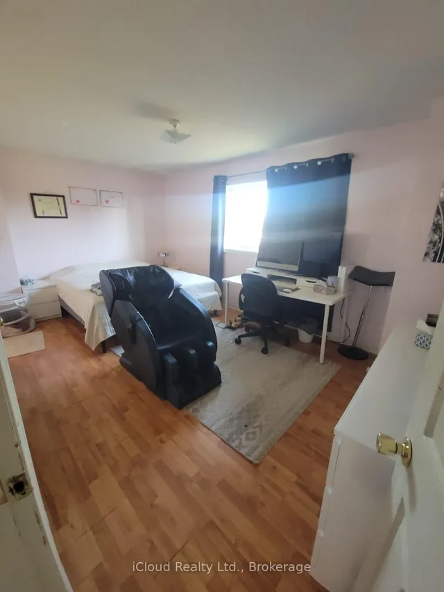 Additional image 11 of 4711 Full Moon Circ