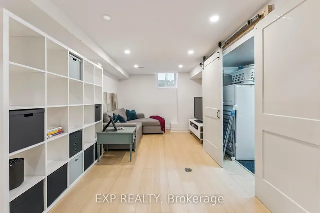 Additional image 28 of 29 Driftwood Cres