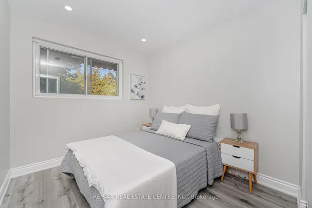 Additional image 24 of 34 windermere Crt