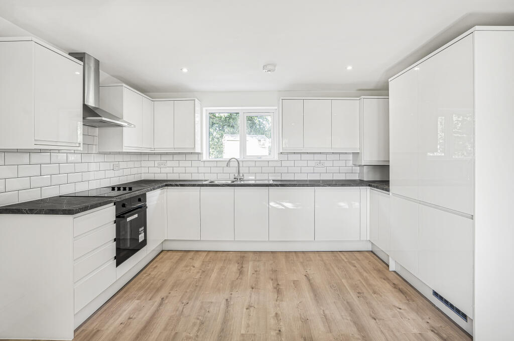 Additional image 4 of Swallow Lane, St Albans, AL1