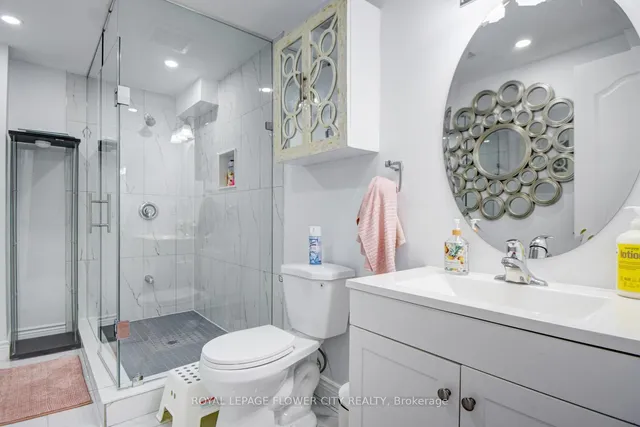 Additional image 45 of 25 Padbury Tr