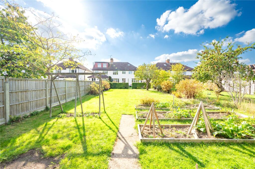 Additional image 17 of Tavistock Avenue, St. Albans, Hertfordshire