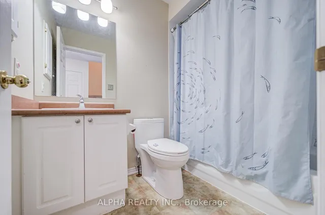 Additional image 23 of 102 Roxton Rd