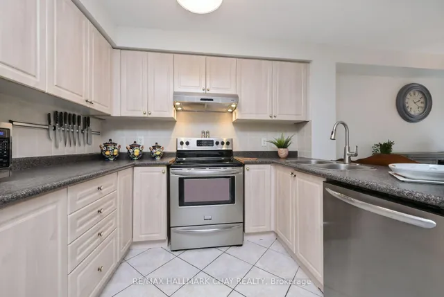 Additional image 4 of 54 Cadillac Cres