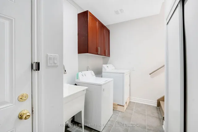 Additional image 29 of 42 Spotted Owl Cres