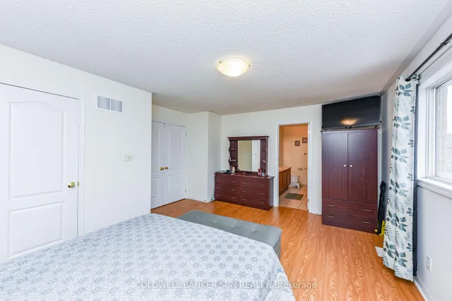 Additional image 31 of 34 Benmore Cres