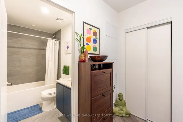 Additional image 14 of 395 Dundas St Unit 537