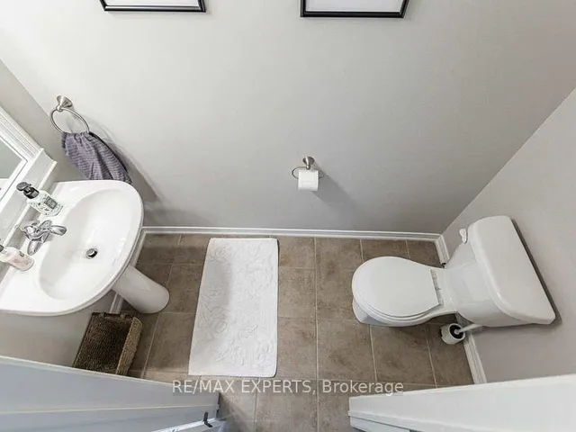 Additional image 2 of 78 Honeyview Tr