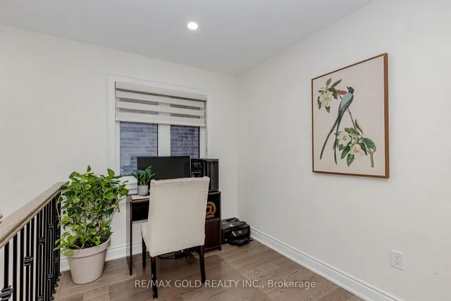 Additional image 25 of 32 Claremount Dr