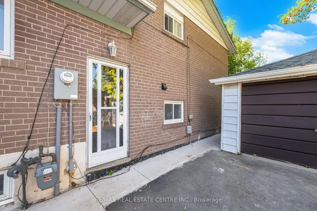 Additional image 46 of 34 windermere Crt