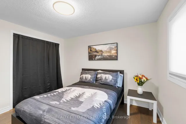 Additional image 32 of 16 Melita Pl