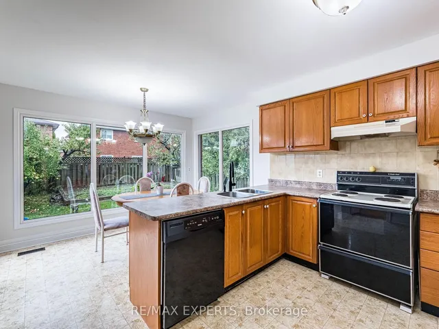 Additional image 14 of 33 Nipissing Cres