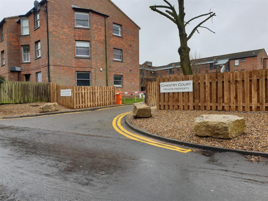 Property image for Chantry Court, Woods Avenue, Hatfield