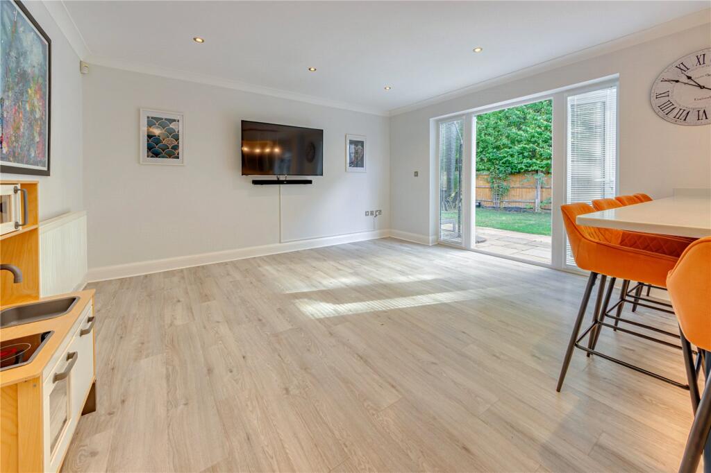 Additional image 4 of Elderberry Close, Bricket Wood, St. Albans, Hertfordshire, AL2