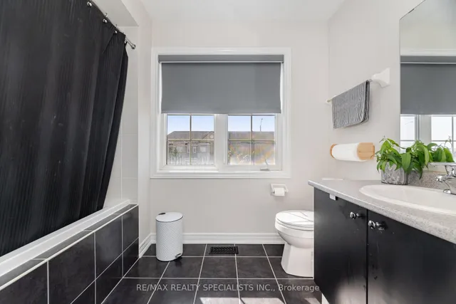 Additional image 31 of 2 Shiraz Dr Unit 114