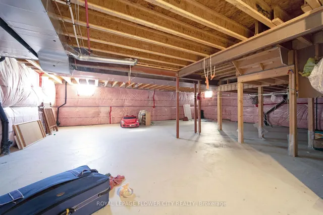 Additional image 45 of 44 YOUNG GARDEN Cres