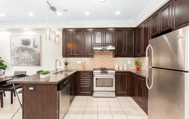 Additional image 23 of 87 Villadowns Tr