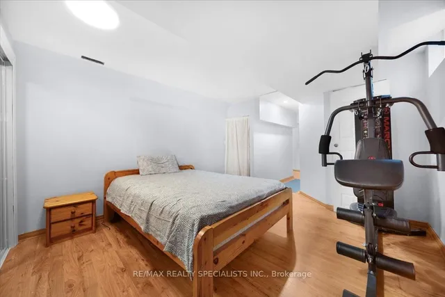 Additional image 30 of 28 Redcastle St