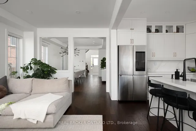 Additional image 9 of 40 Divinity Circ