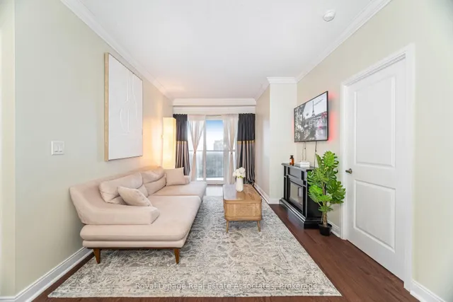 Additional image 11 of 60 Absolute Ave