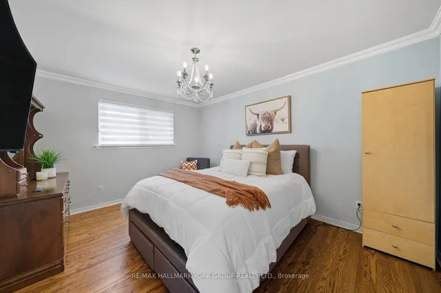 Additional image 24 of 27 Bromley Cres