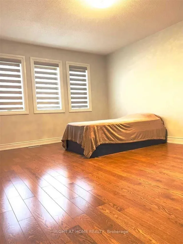 Additional image 21 of 5936 Candlebrook Crt