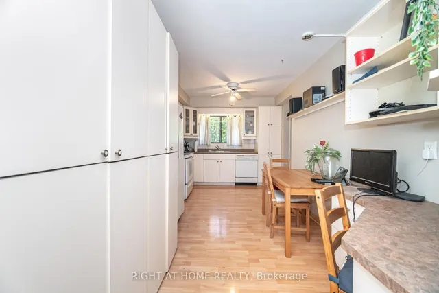 Additional image 25 of 1250 Mississauga Valley Blvd Unit 13