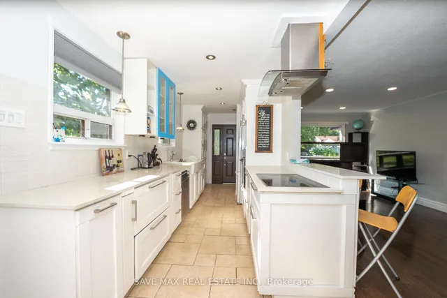 Additional image 14 of 93 Archdekin Dr