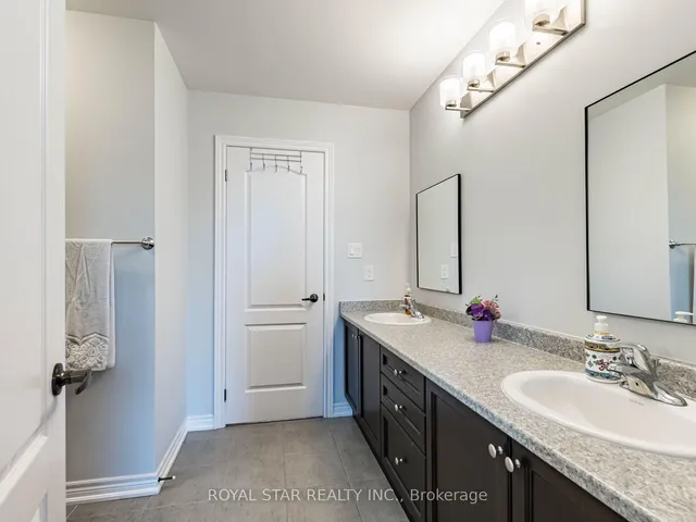 Additional image 28 of 10 Spokanne St