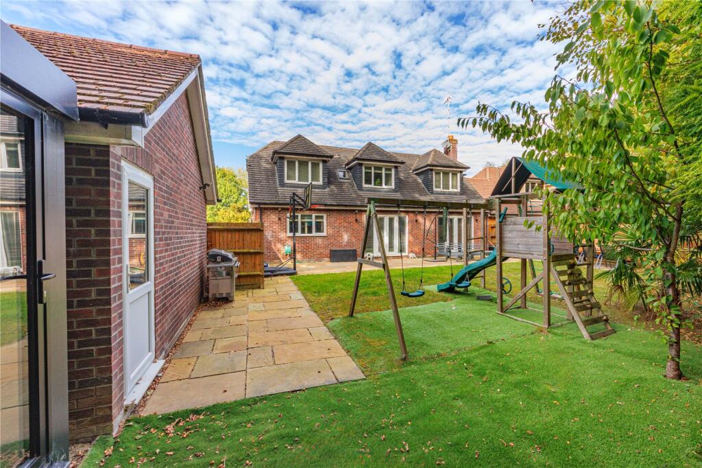 Additional image 24 of Elderberry Close, Bricket Wood, St. Albans, Hertfordshire, AL2