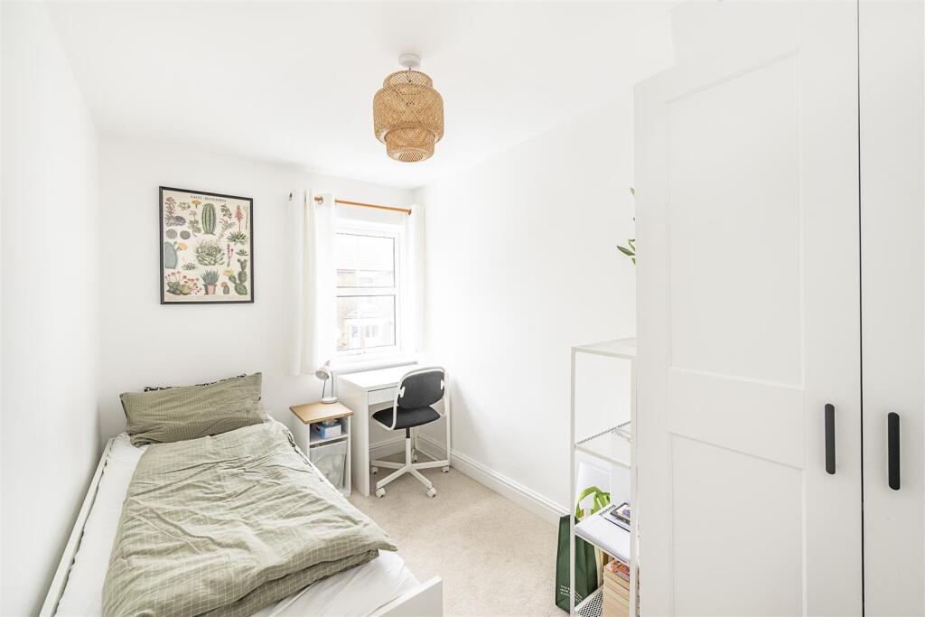 Additional image 11 of Cavendish Road, St. Albans